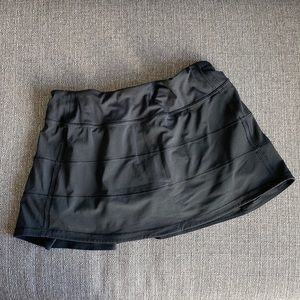 Black Lululemon skirt